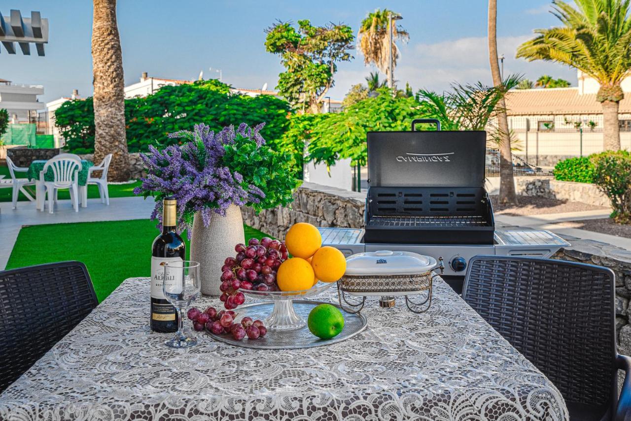 Bungalow -2 Minute From The Beach. Playa de las Americas  Luaran gambar